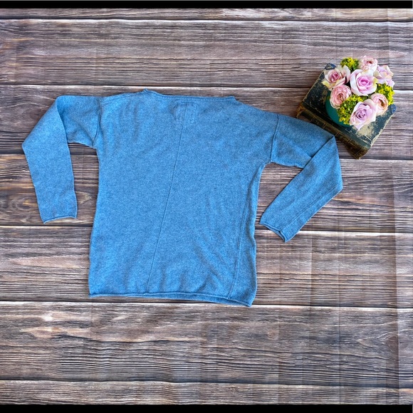 H&M LIGHTWEIGHT PULLOVER SWEATER - Picture 2 of 11